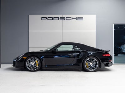 2014 Porsche 911 911 Turbo S Cabriolet