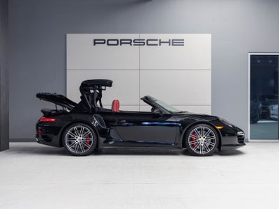 2015 Porsche 911 911 Turbo Cabriolet