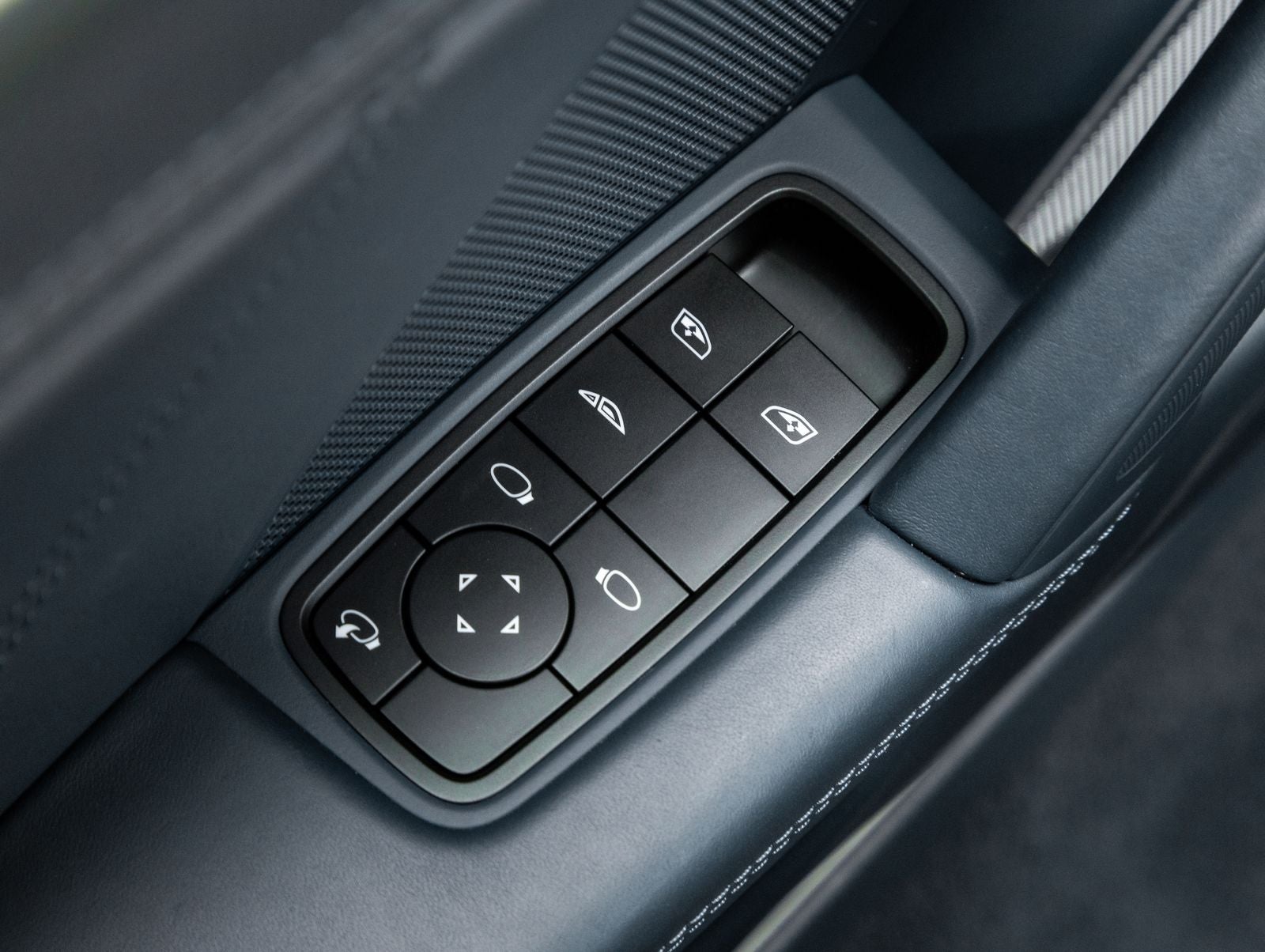 2024 Porsche 911 Turbo S Cabriolet