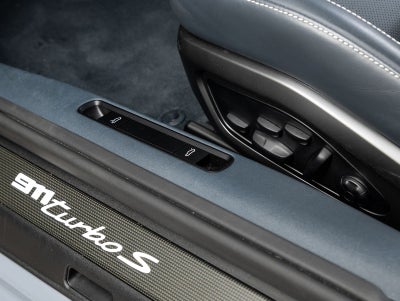 2024 Porsche 911 Turbo S Cabriolet