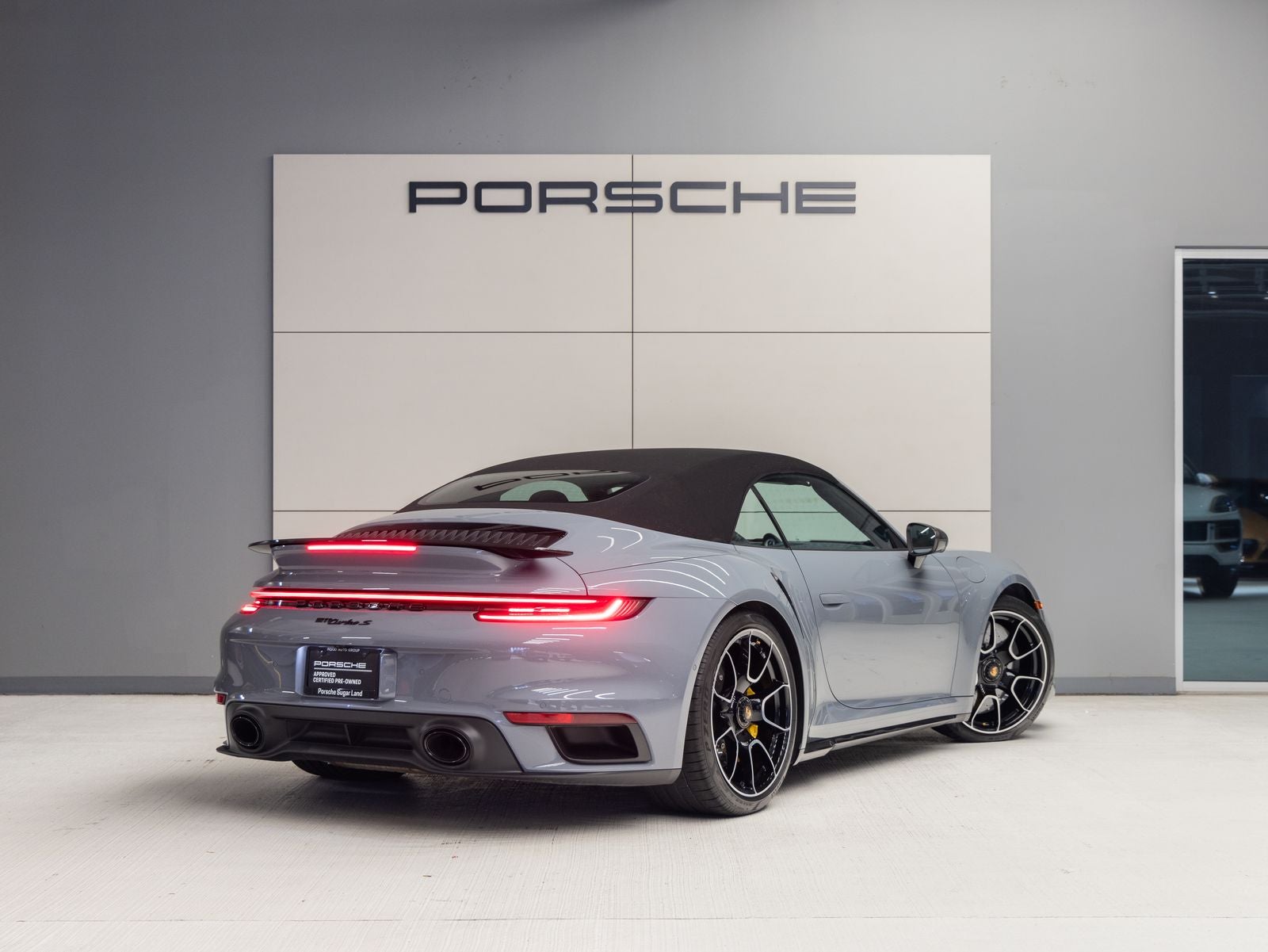 2024 Porsche 911 Turbo S Cabriolet