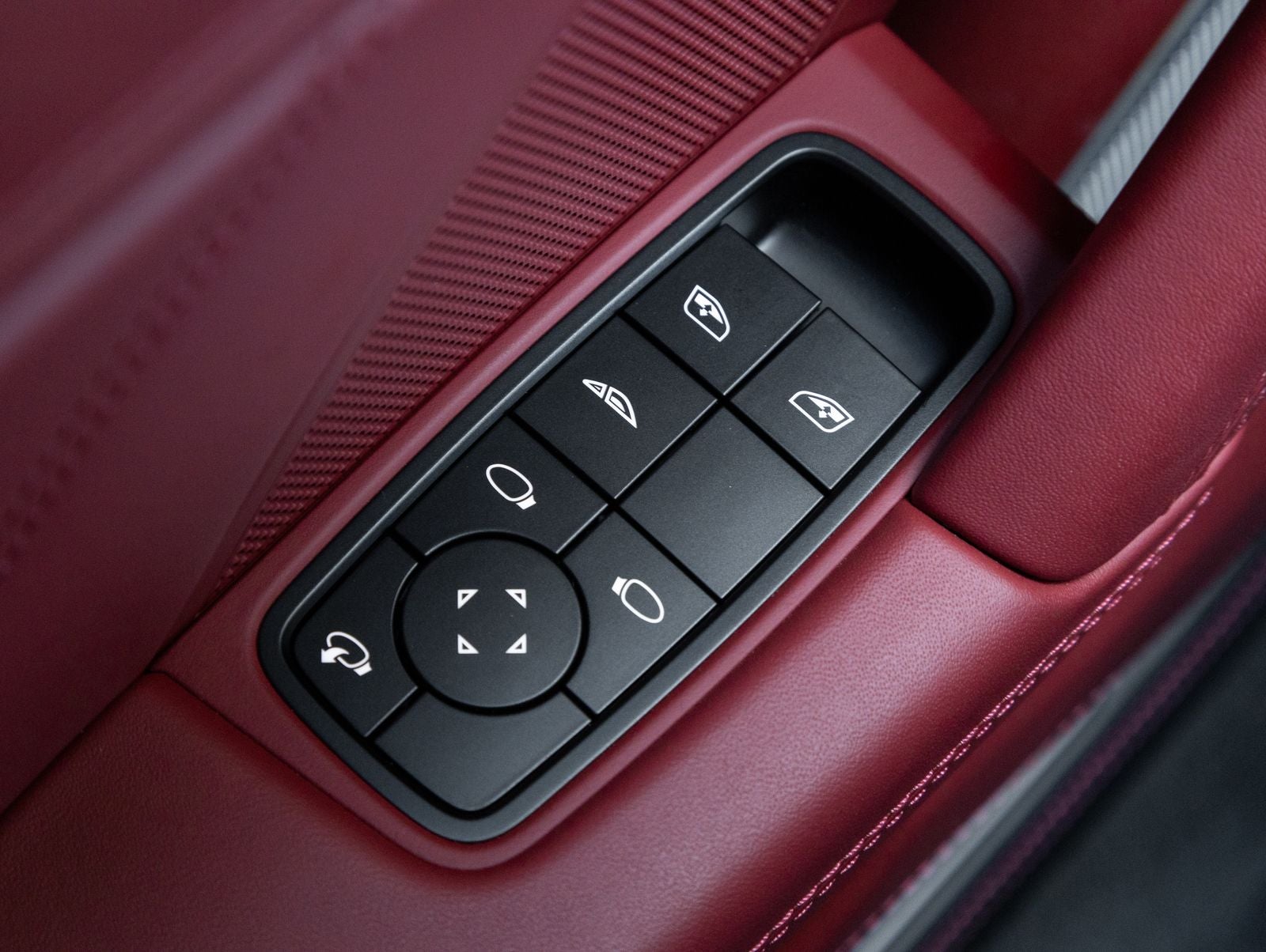 2025 Porsche 911 Turbo S Cabriolet