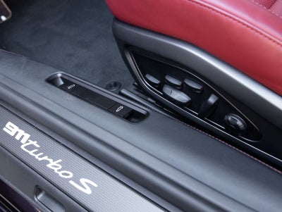 2025 Porsche 911 Turbo S Cabriolet