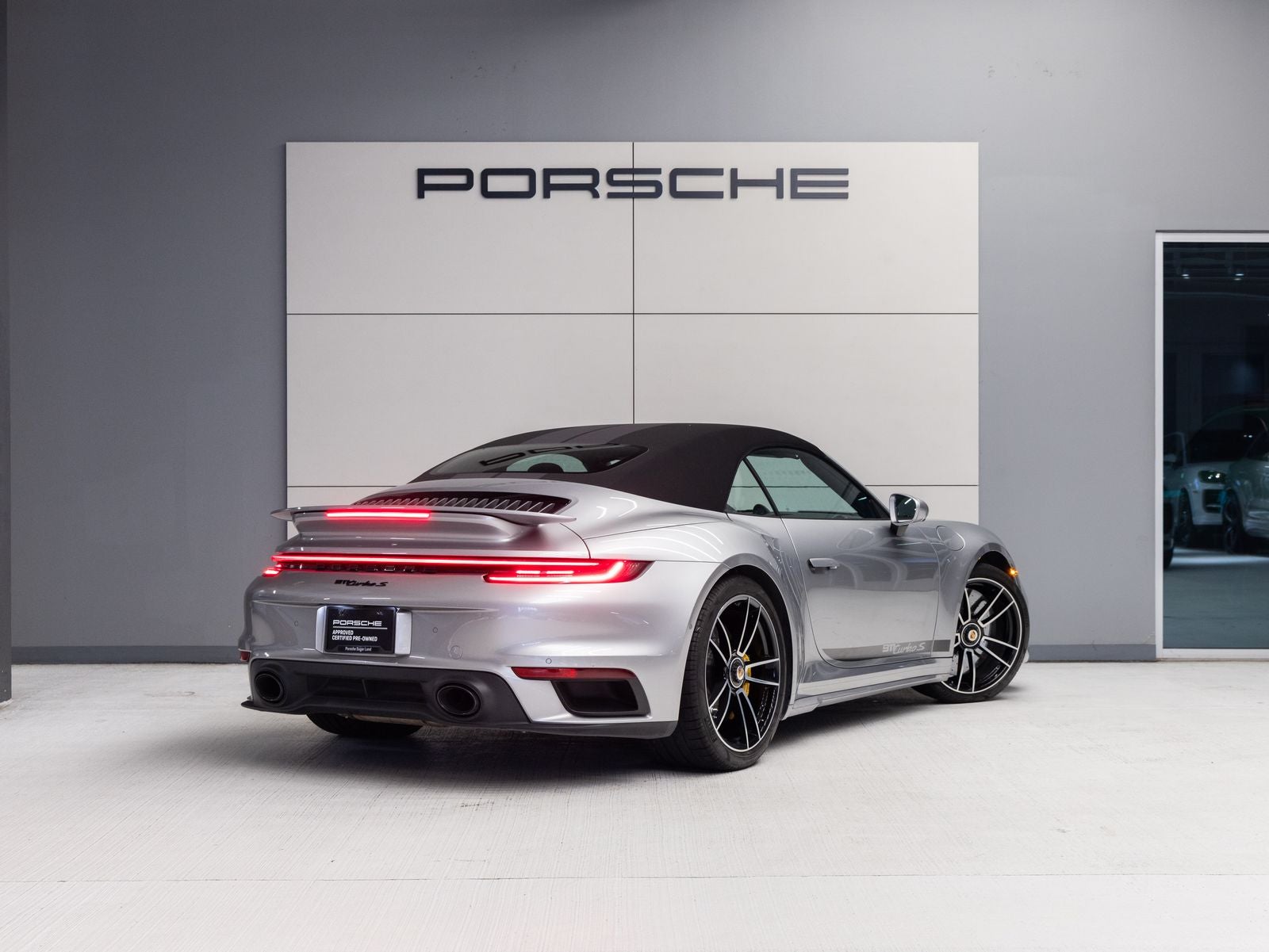 2023 Porsche 911 Turbo S Cabriolet