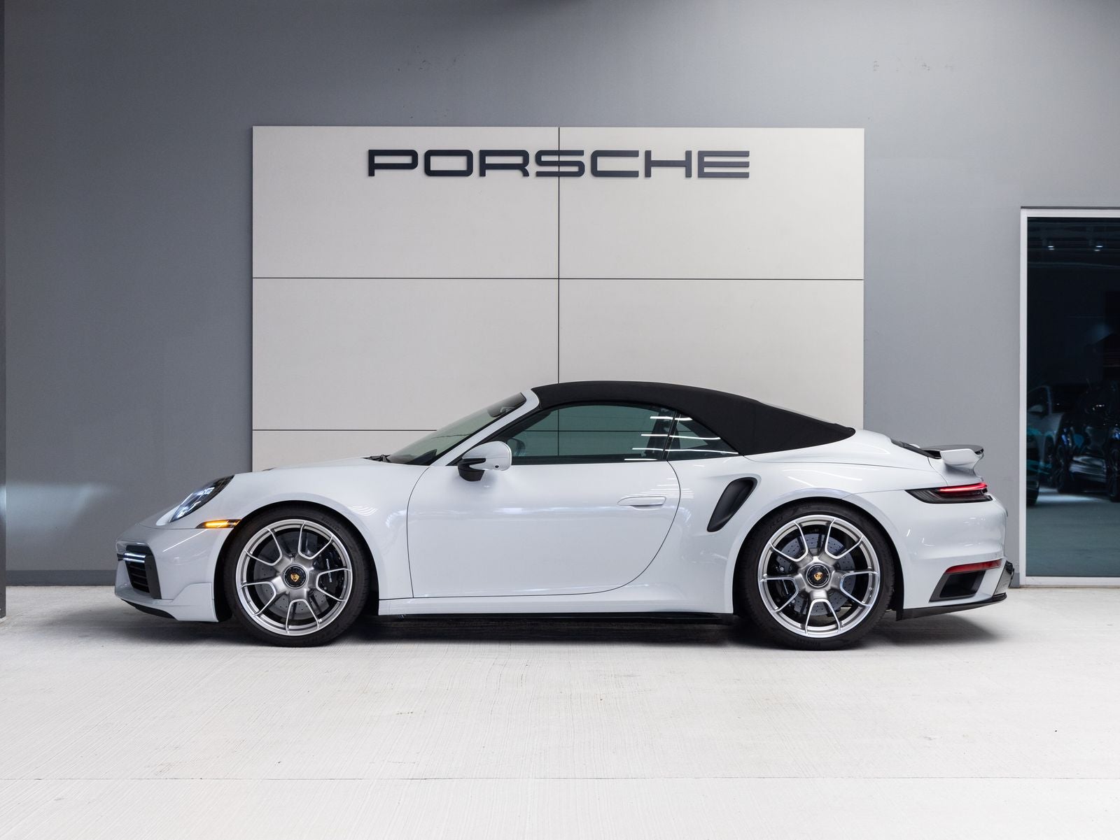 2025 Porsche 911 Turbo S Cabriolet