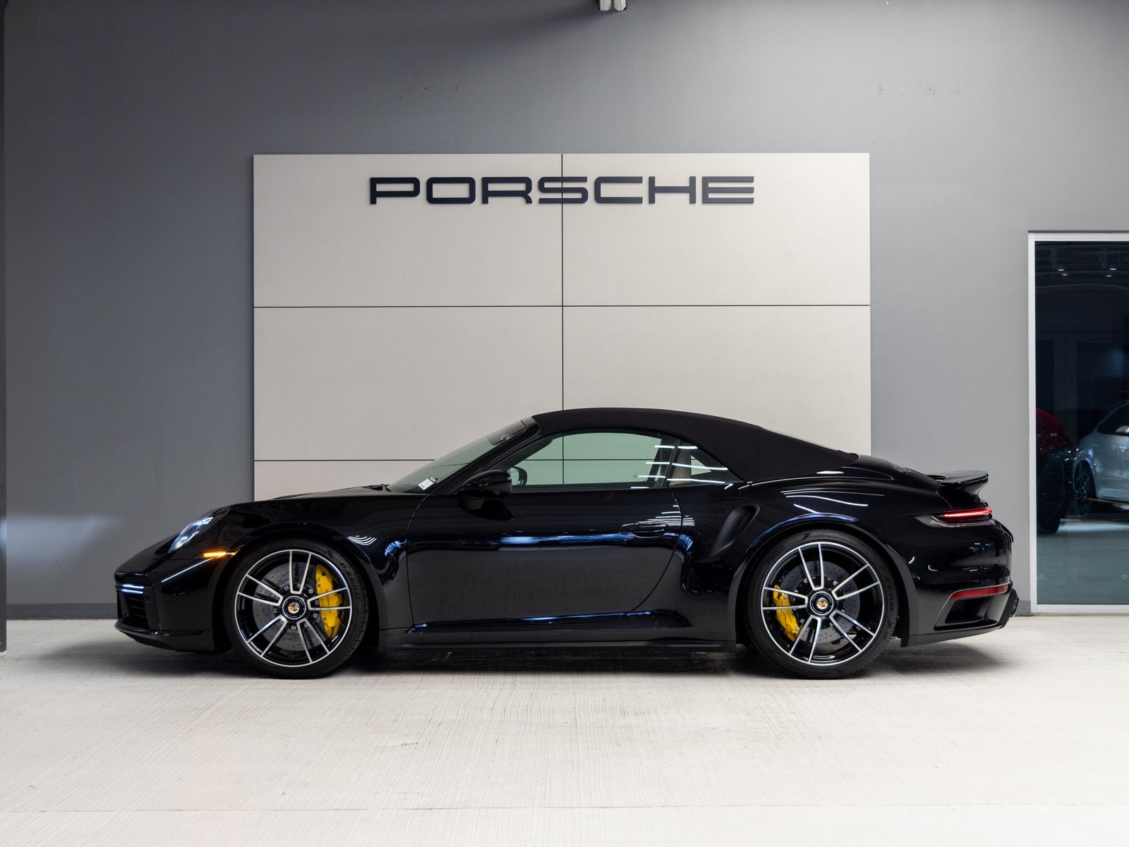 2024 Porsche 911 Turbo S Cabriolet
