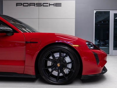 2024 Porsche Taycan Taycan GTS Sport Turismo (MY24)