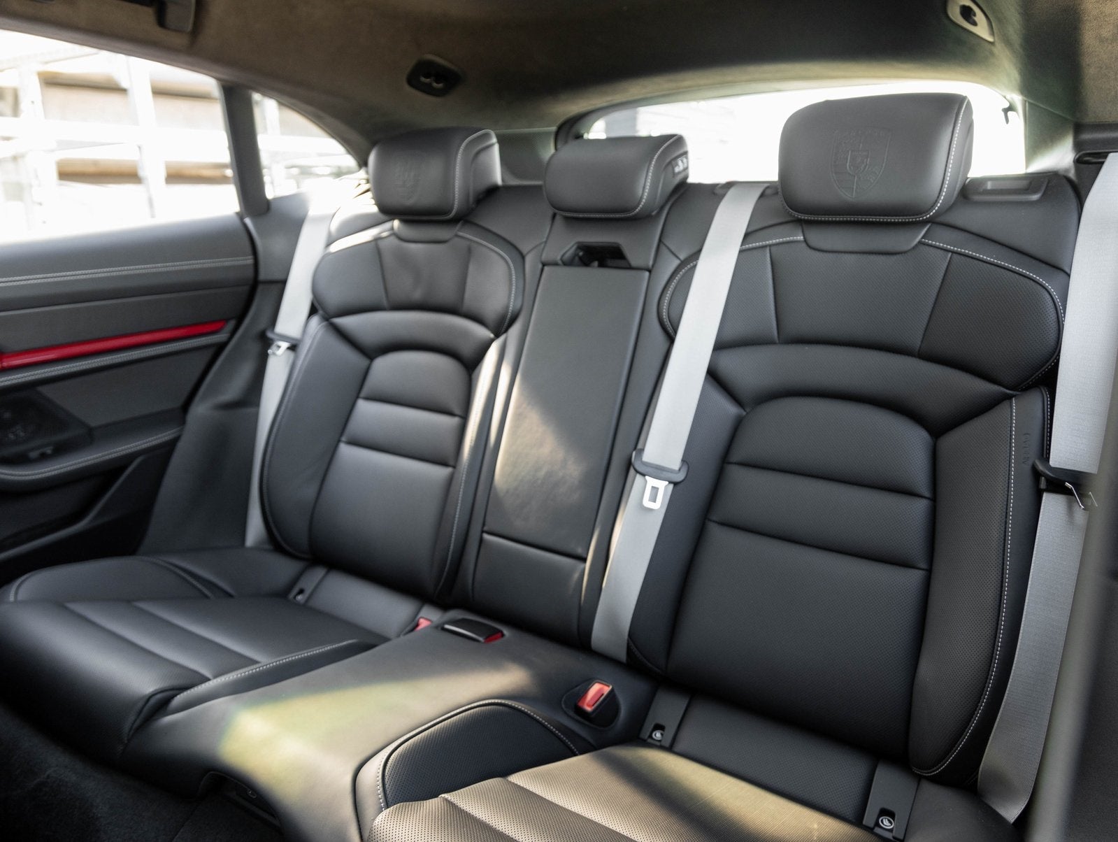 2024 Porsche Taycan Taycan GTS Sport Turismo (MY24)