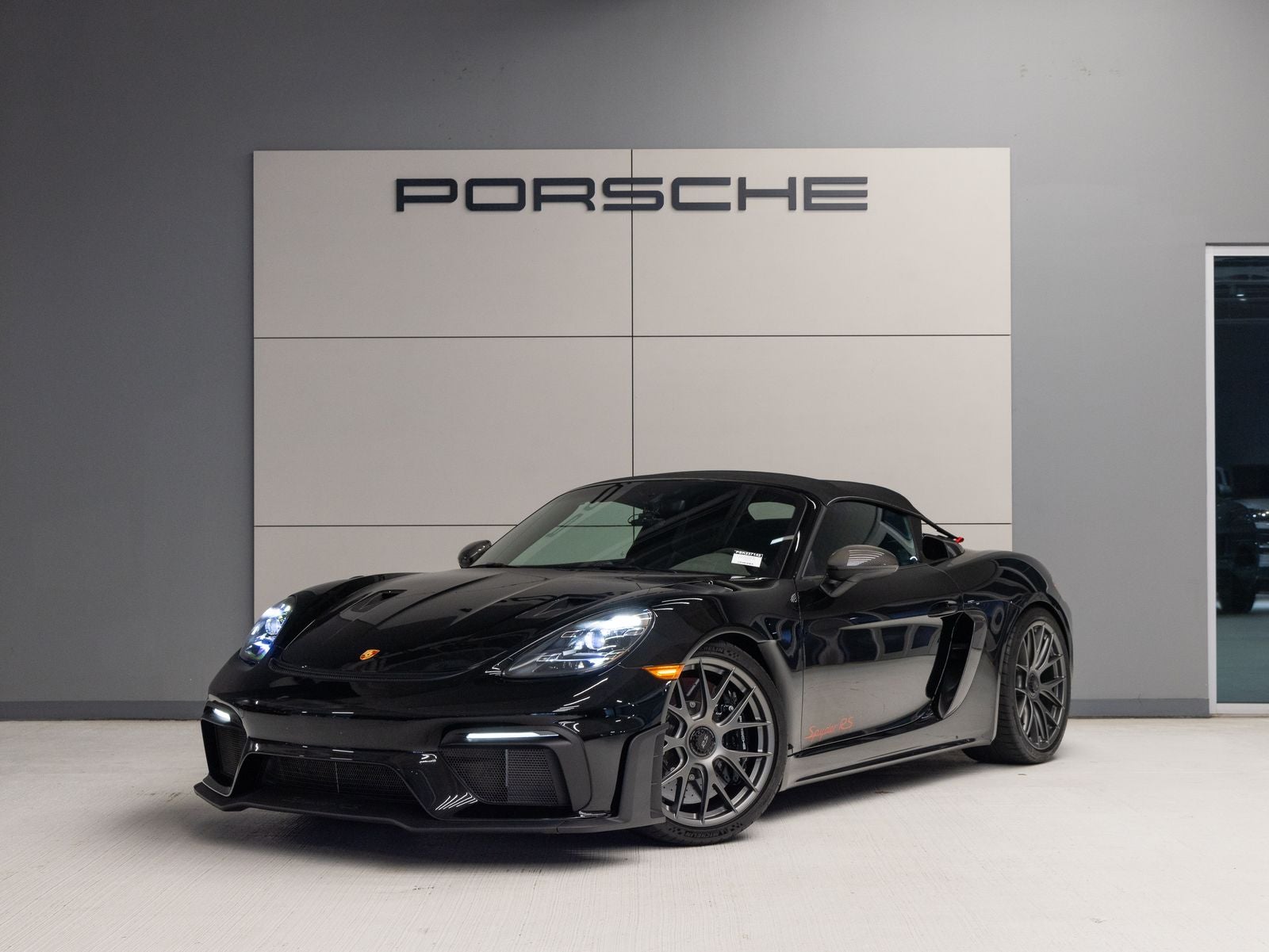 2025 Porsche 718 Spyder RS