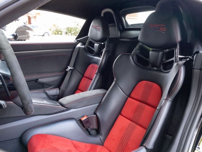 2025 Porsche 718 Spyder RS