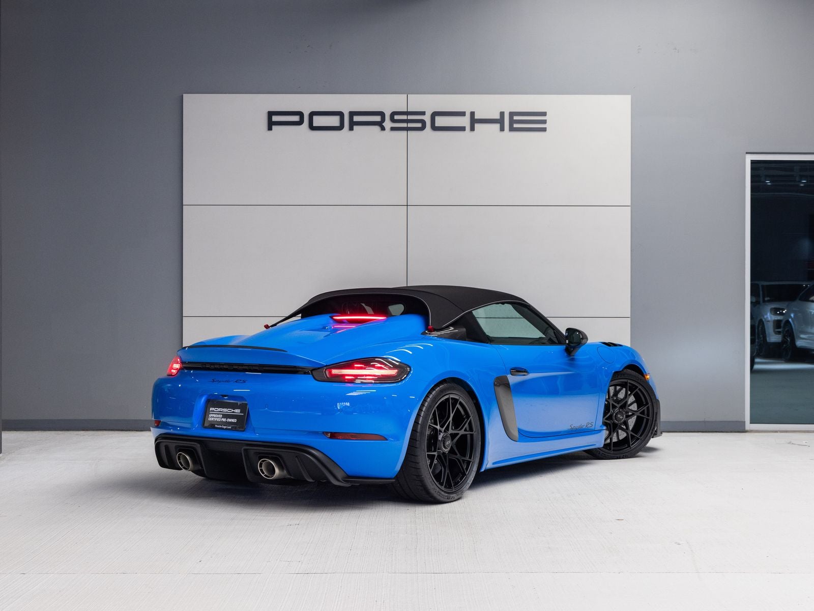 2025 Porsche 718 Spyder RS