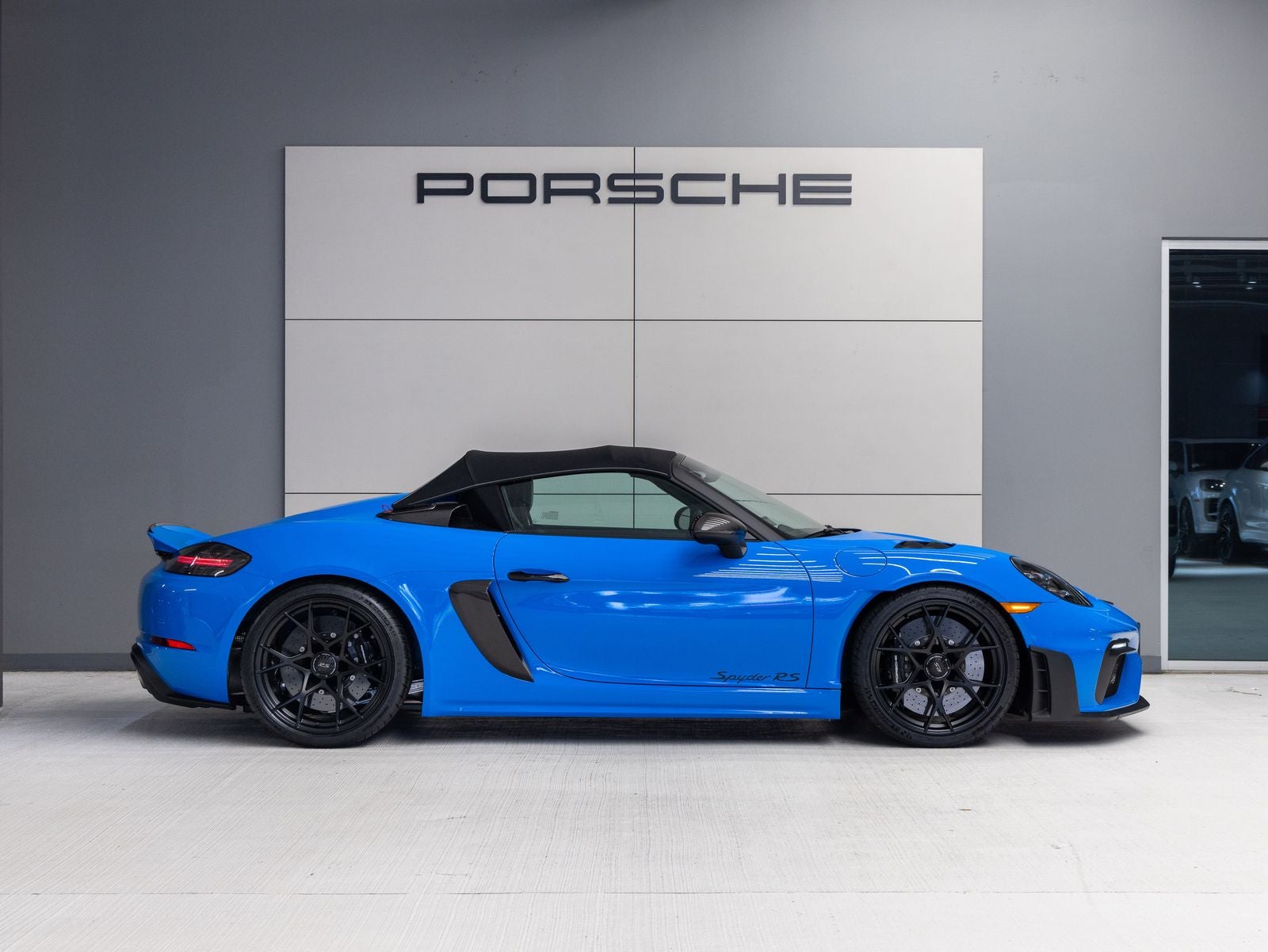 2025 Porsche 718 Spyder RS