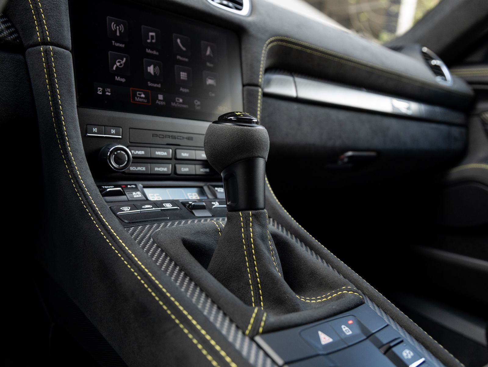 2025 Porsche 718 718 Spyder RS