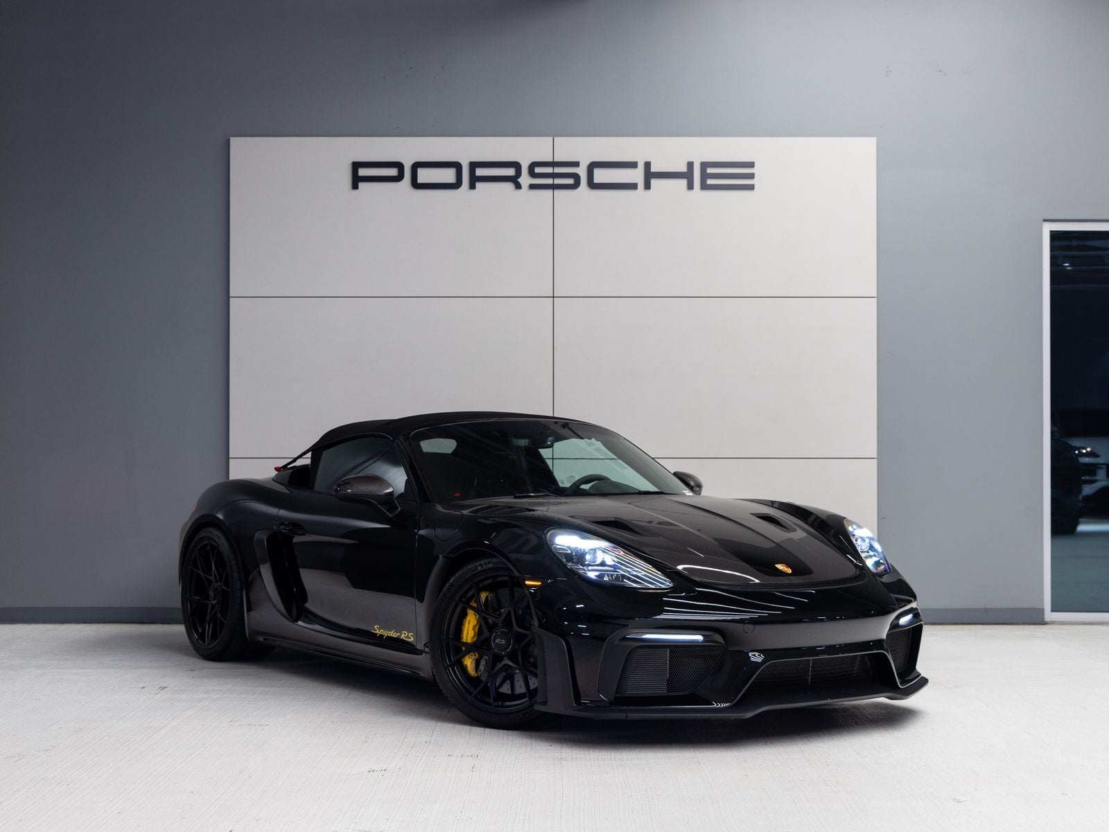 2025 Porsche 718 718 Spyder RS