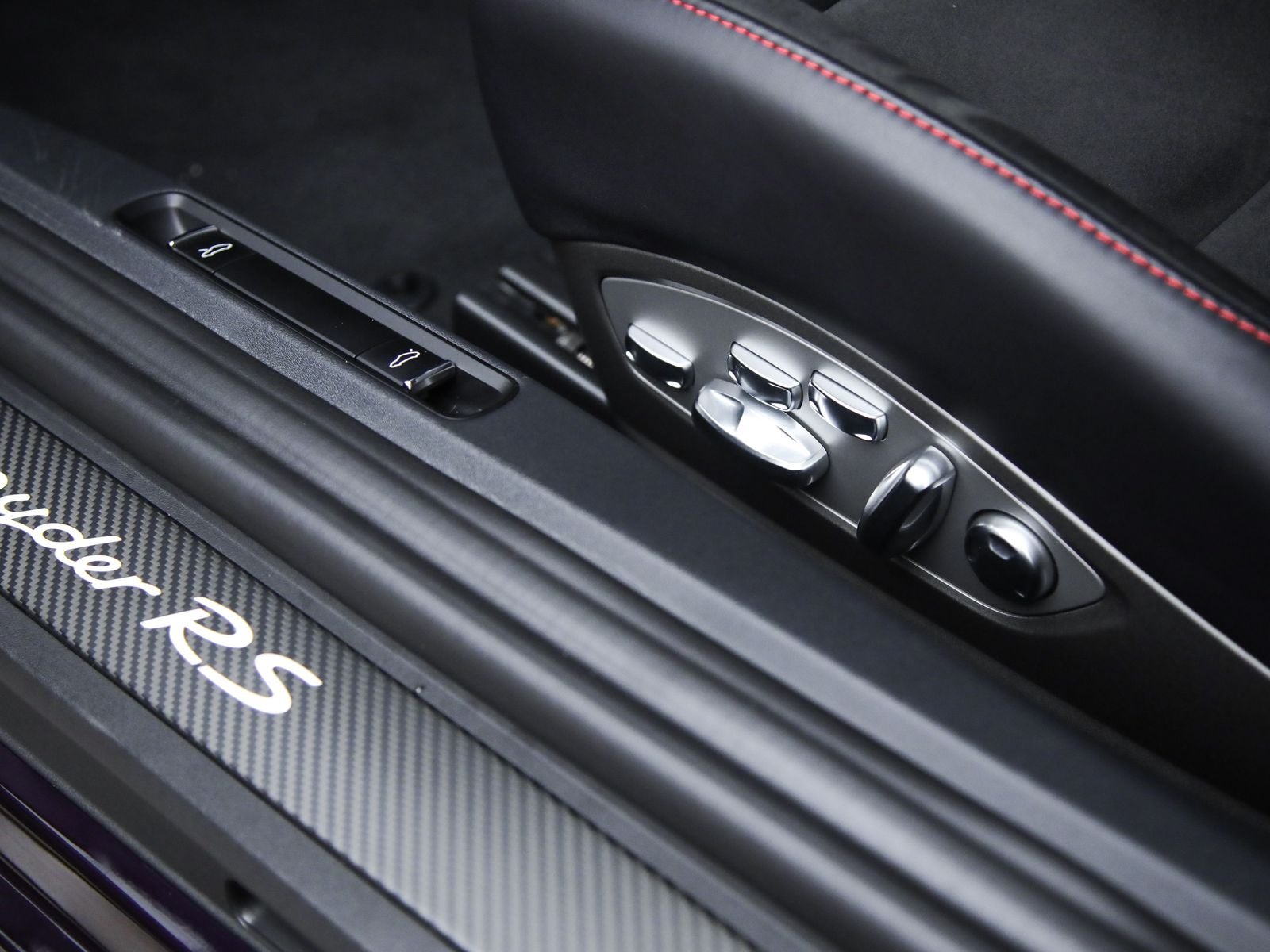 2024 Porsche 718 Spyder RS