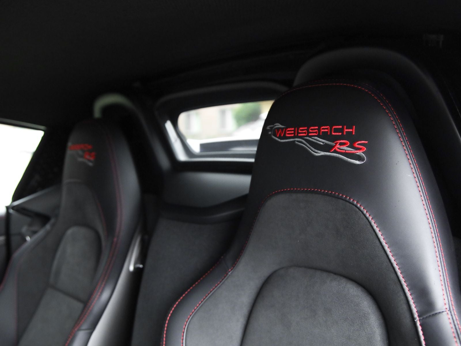 2024 Porsche 718 Spyder RS