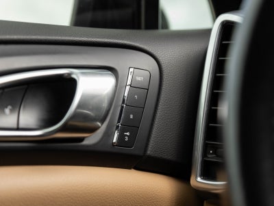 2014 Porsche Cayenne Cayenne Platinum Edition