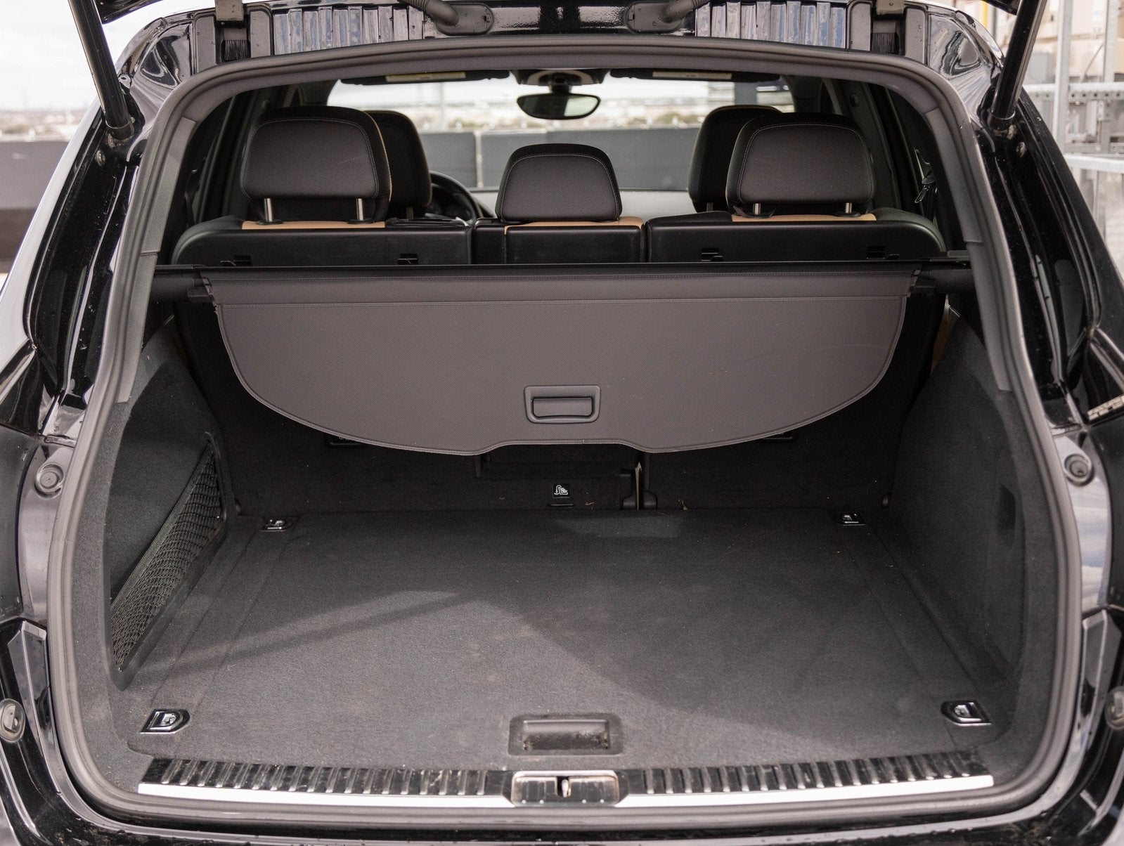 2014 Porsche Cayenne Cayenne Platinum Edition