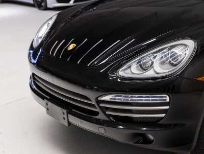 2014 Porsche Cayenne Cayenne Platinum Edition