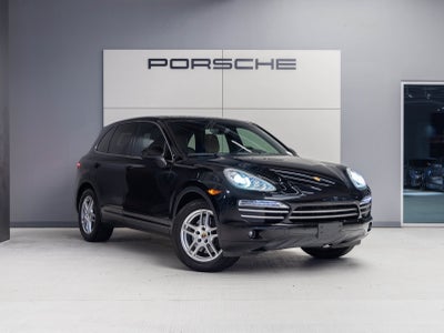 2014 Porsche Cayenne Cayenne Platinum Edition