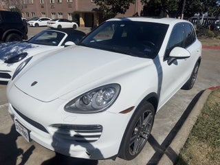 2014 Porsche Cayenne Cayenne Platinum Edition