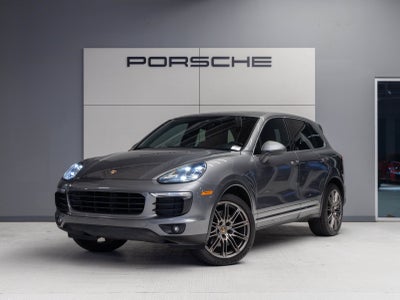 2016 Porsche Cayenne Cayenne