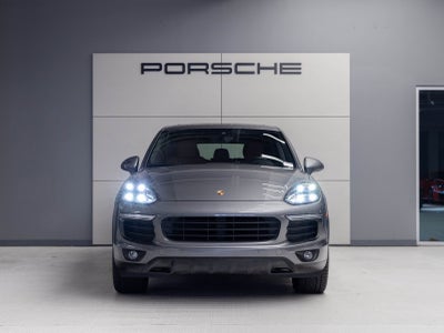2016 Porsche Cayenne Cayenne