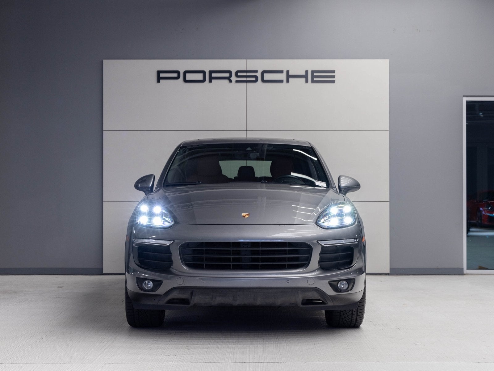 2016 Porsche Cayenne Cayenne