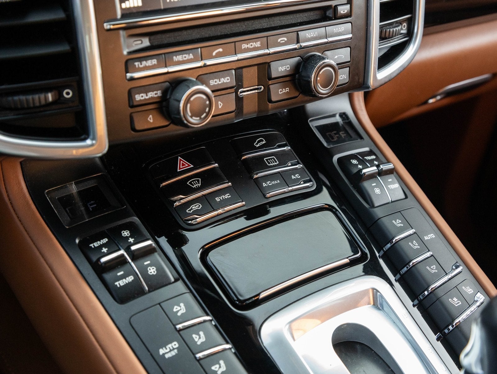 2016 Porsche Cayenne Cayenne