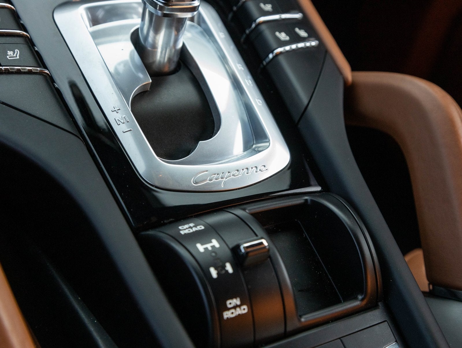 2016 Porsche Cayenne Cayenne