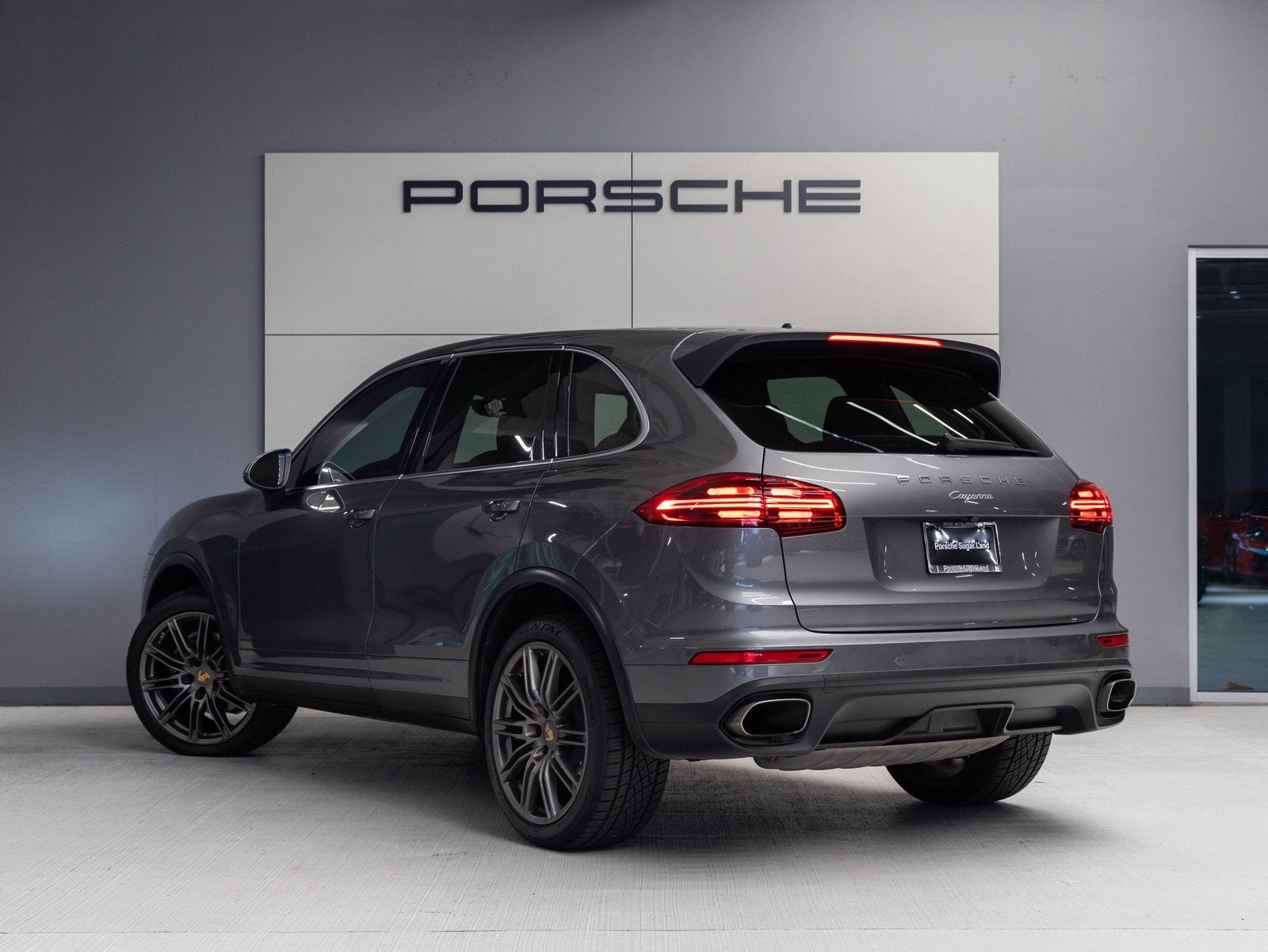 2016 Porsche Cayenne Cayenne