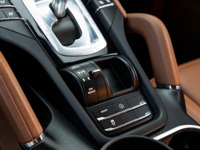 2016 Porsche Cayenne Cayenne