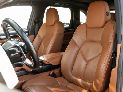 2016 Porsche Cayenne Cayenne