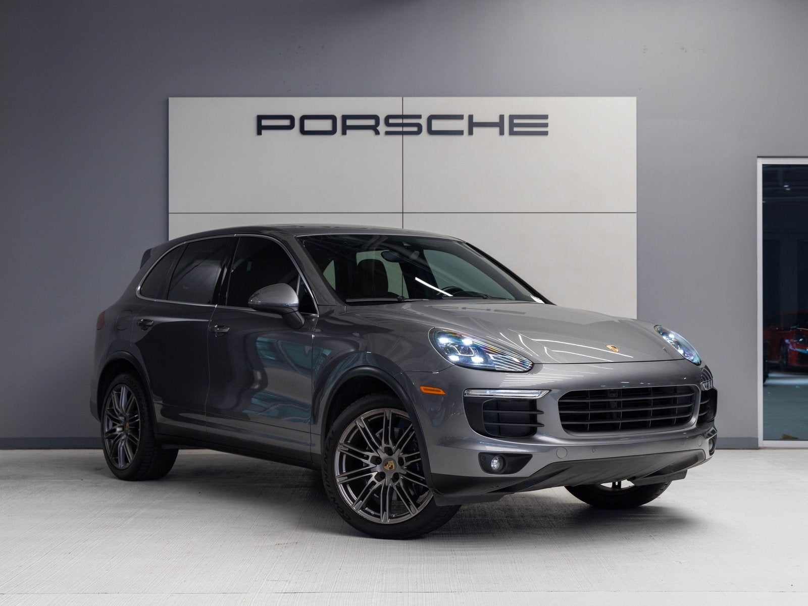 2016 Porsche Cayenne Cayenne