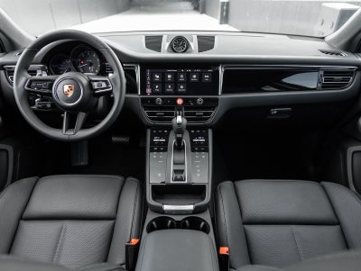 2025 Porsche Macan Macan