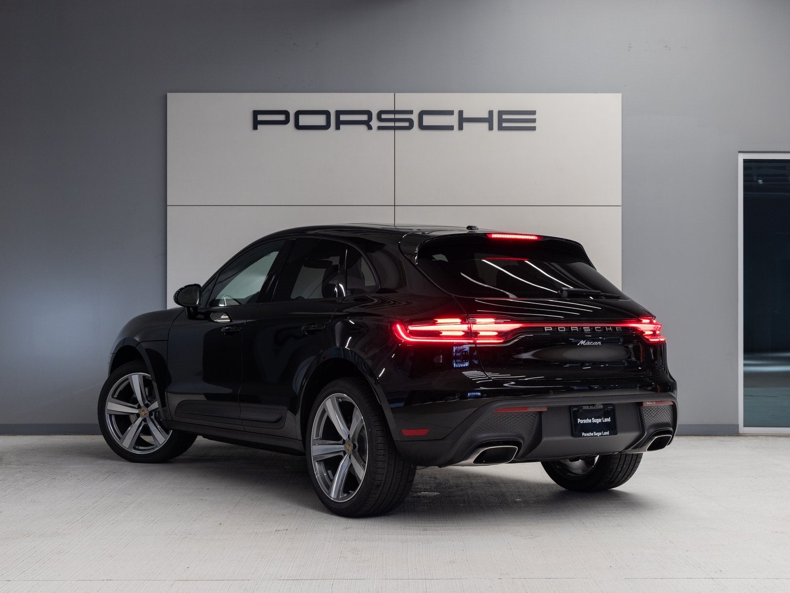2025 Porsche Macan Macan