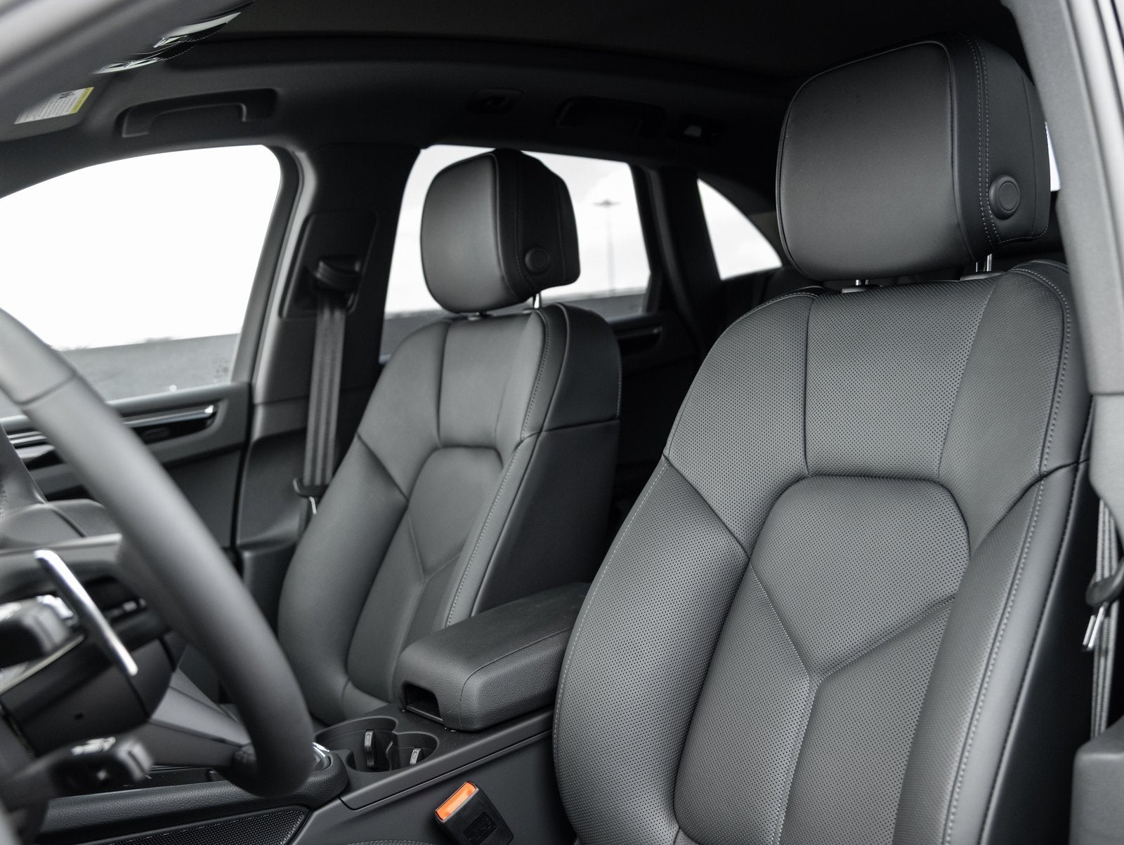 2025 Porsche Macan Macan