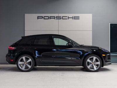 2025 Porsche Macan Macan