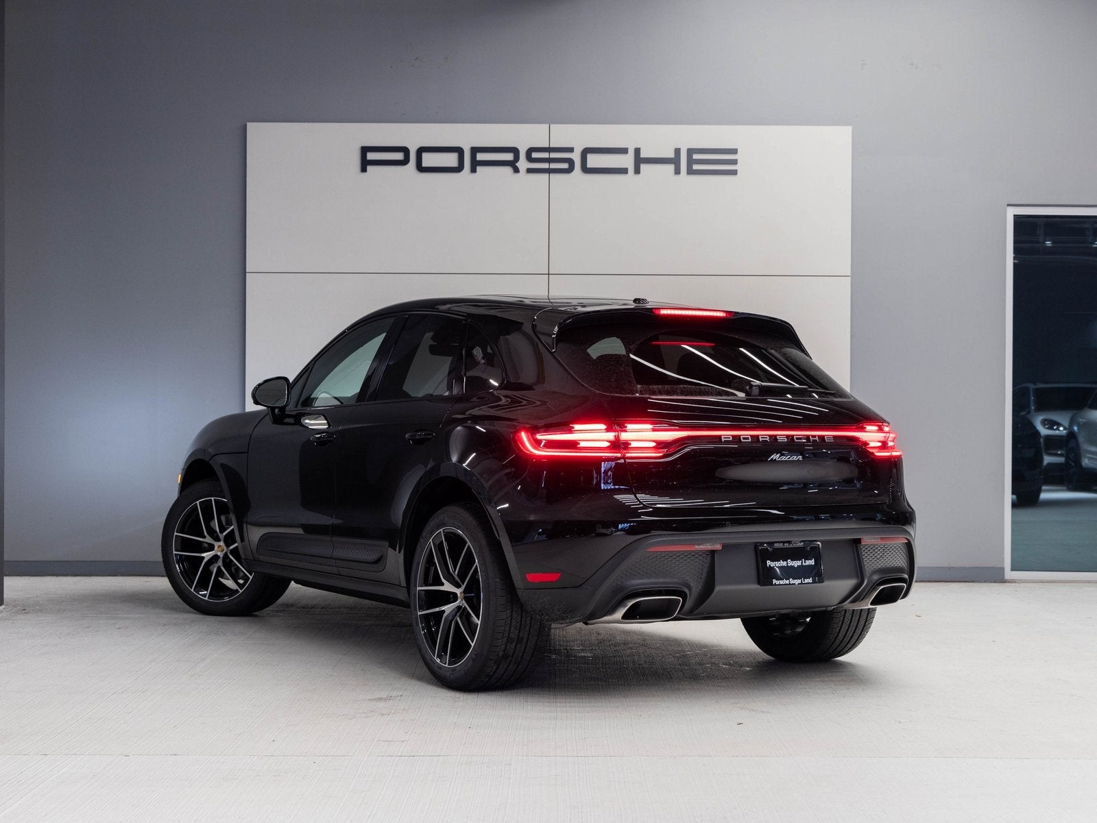 2026 Porsche Macan Macan