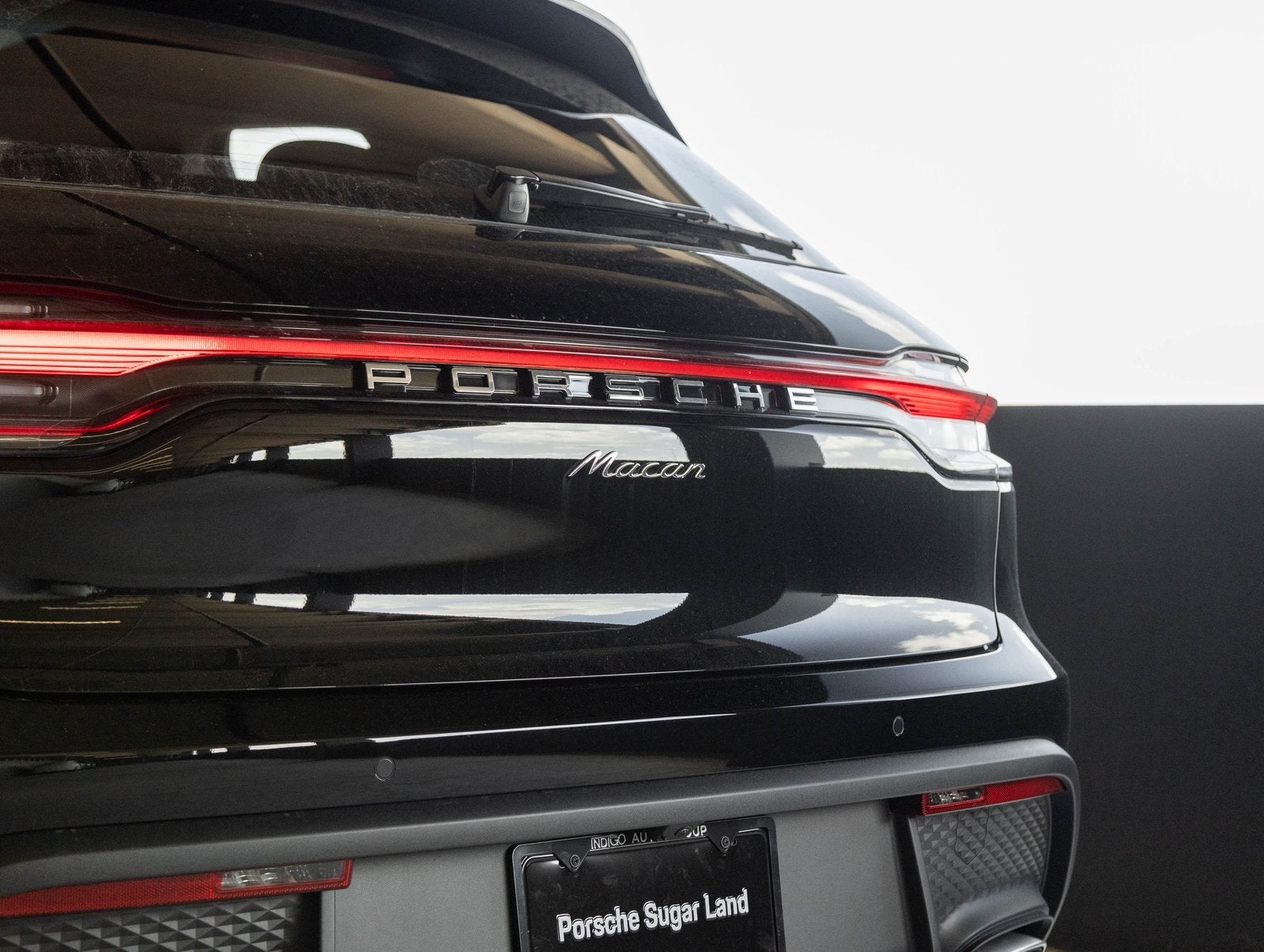2026 Porsche Macan Macan