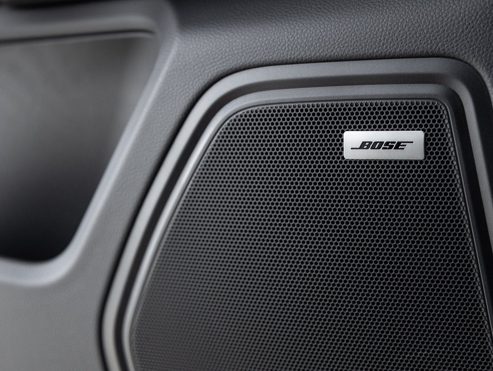 2026 Porsche Macan Macan T