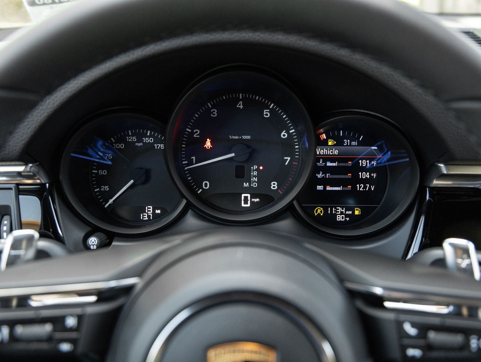 2026 Porsche Macan AWD