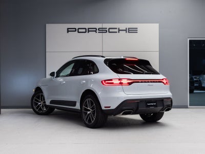 2026 Porsche Macan AWD
