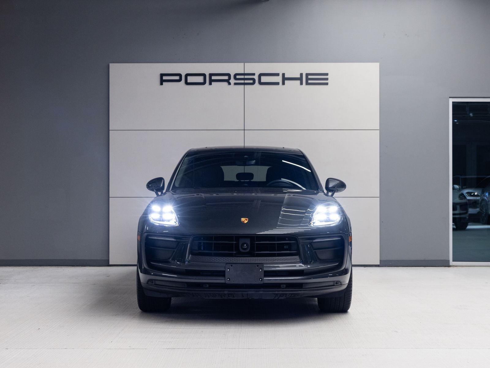 2024 Porsche Macan Macan (MY24)