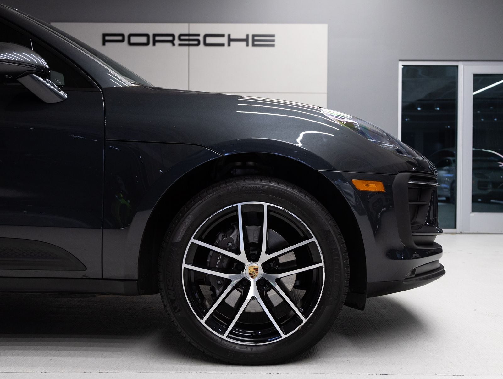 2024 Porsche Macan Macan (MY24)