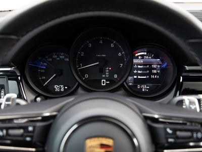 2024 Porsche Macan Macan (MY24)
