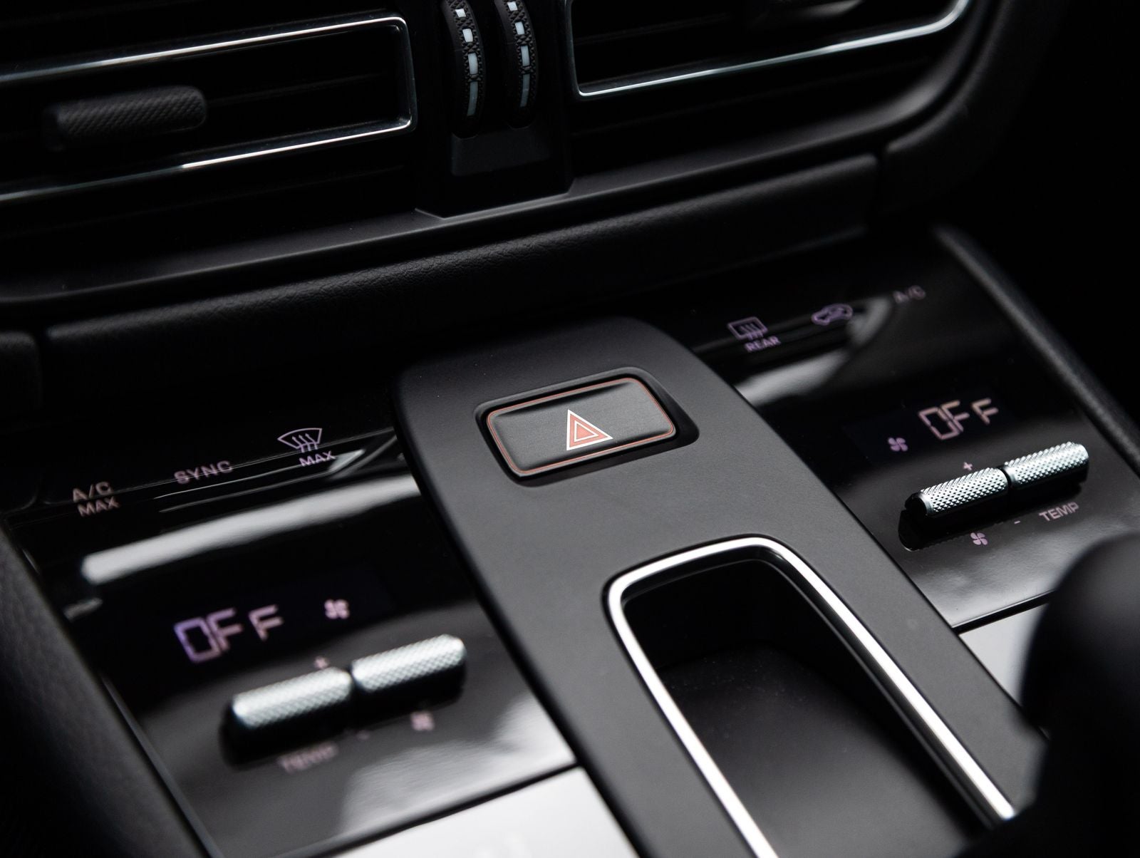 2024 Porsche Macan Macan (MY24)