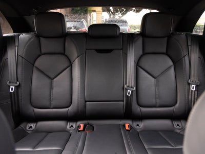 2024 Porsche Macan Macan (MY24)