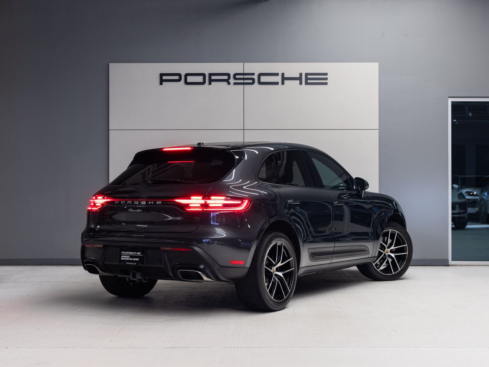 2024 Porsche Macan Macan (MY24)