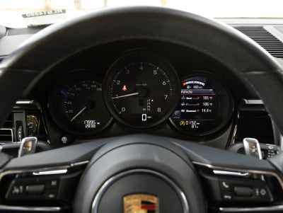 2024 Porsche Macan AWD